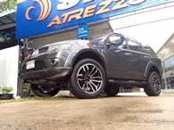 MITSUBISHI-PAJERO