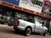 ISUZU-Hilander