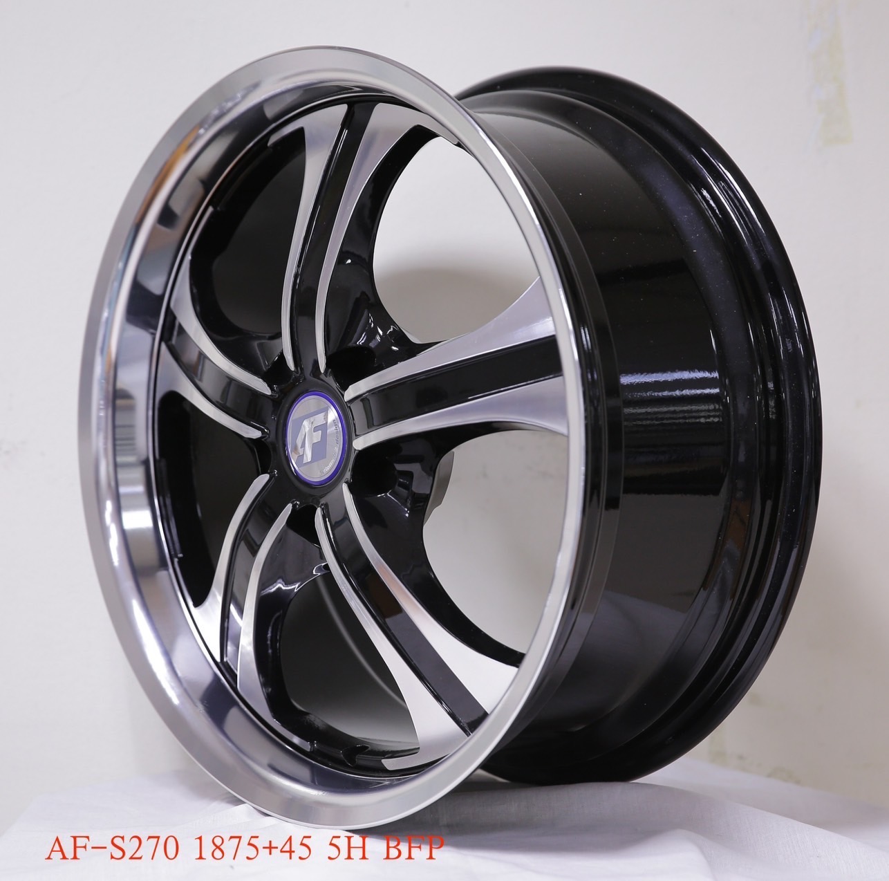 เฮียสั่งลด ล้อแม็กใหม่ AF S270 5รู114 ET45 ดำหน้าเงา 7.5-18นิ้ว ล้อแม็ก เฮียสั่งลด ล้อแม็กใหม่ AF S270 5รู114 ET45 ดำหน้าเงา 7.5-18นิ้ว