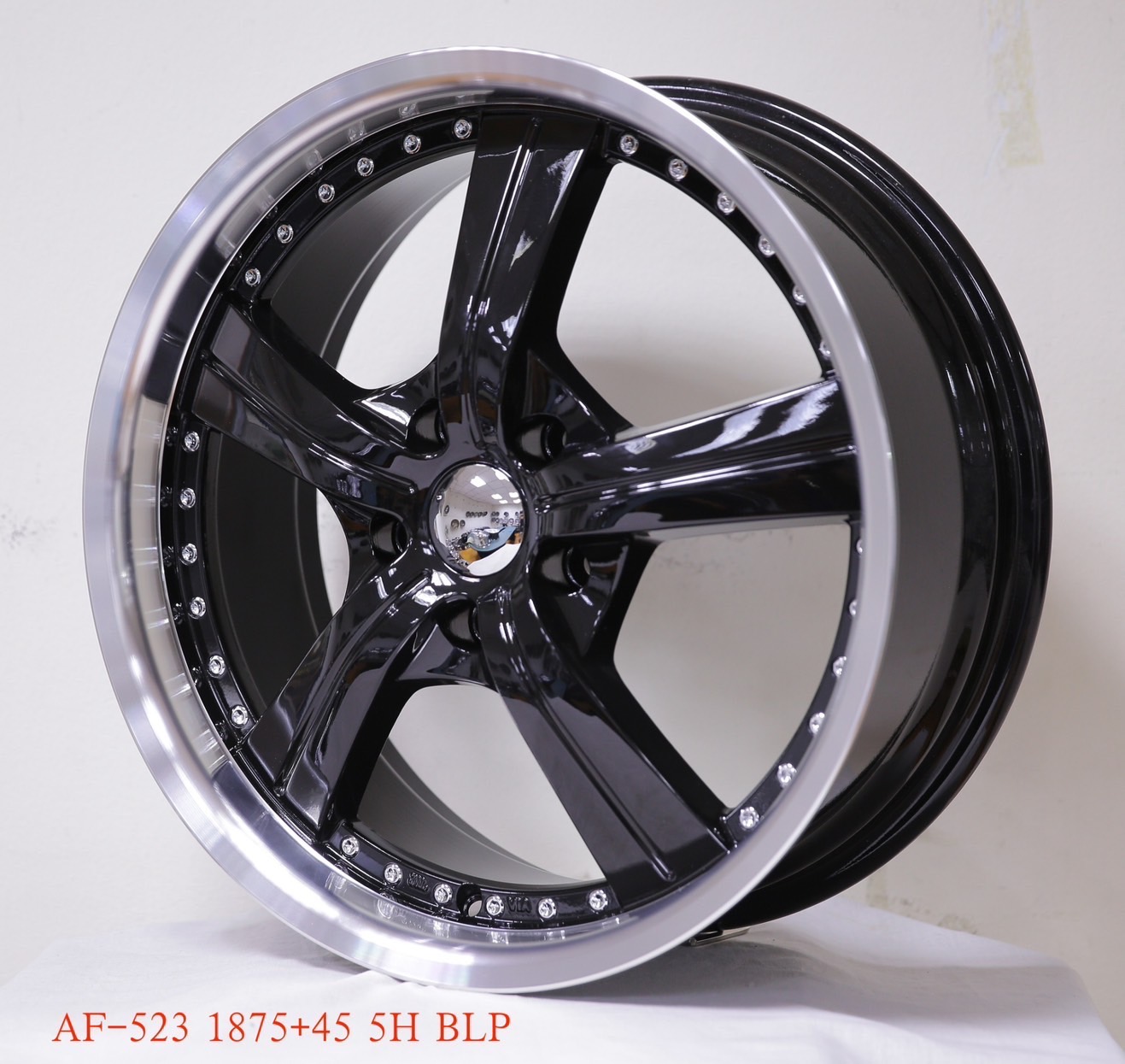 เฮียสั่งลด ล้อแม็กใหม่ AF TG5 5รู114 ET45 ดำขอบเงา 7.5-18นิ้ว ล้อแม็ก เฮียสั่งลด ล้อแม็กใหม่ AF TG5 5รู114 ET45 ดำขอบเงา 7.5-18นิ้ว